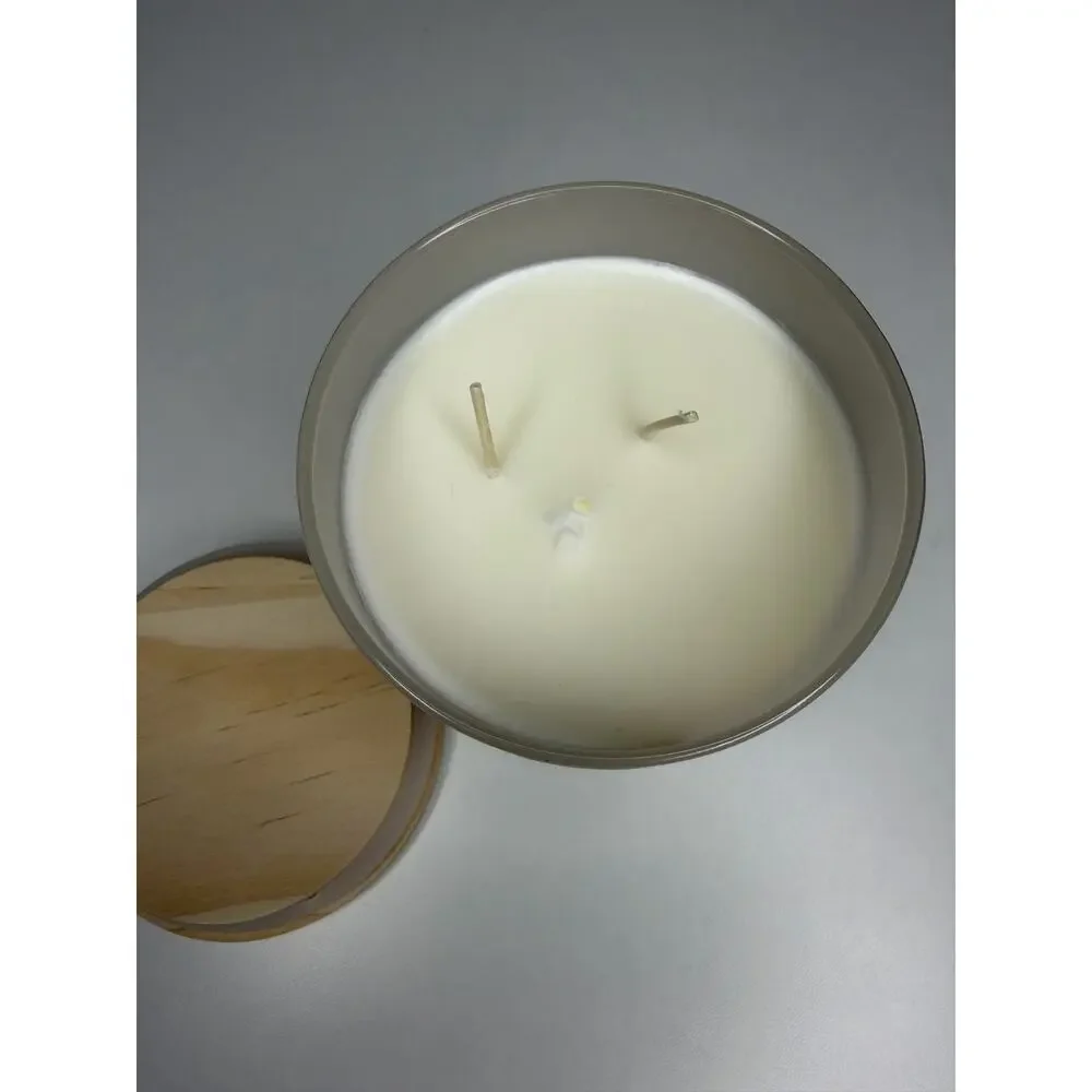 Trader Joe’s Beach Day Scented Candle — Soy Wax, 20 Hours, Limited Edition 5.7oz